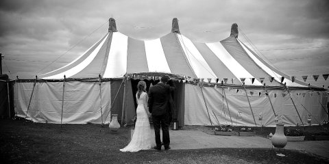festival wedding in Ireland - Bigtopmania 