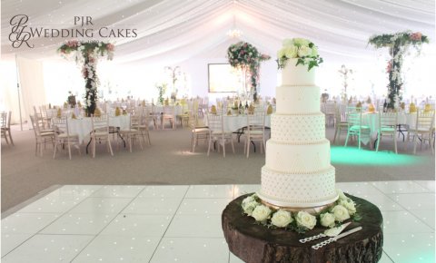 Elegant natural wedding cake theme - PJR Wedding Cakes