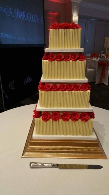 Wedding Confetti - Pasticceria Amalfi Cakes-Image 7651