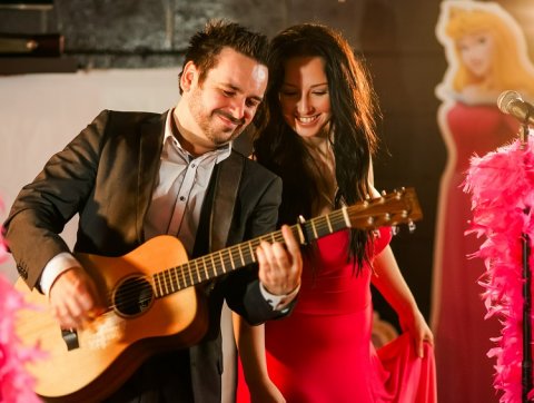 Wedding Musicians - Sophie & the Monkey Acoustic Duo-Image 24058