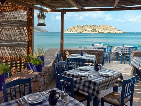 Blue Door Taverna - Blue Palace, a Luxury Collection Resort and Spa, Crete