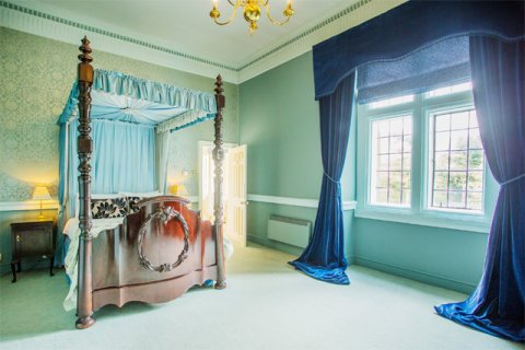 Bedroom - Clearwell Castle