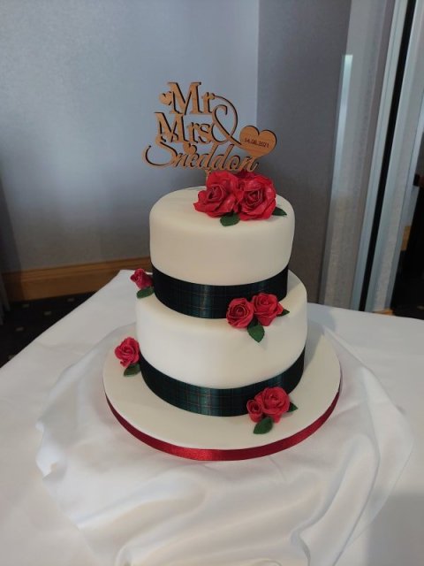 2 tier wedding cake with handmade sugar flowers - Speciality-Cakes