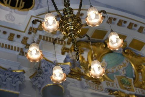 Lighting in Grand Hall - The Merchants House of Glasgow