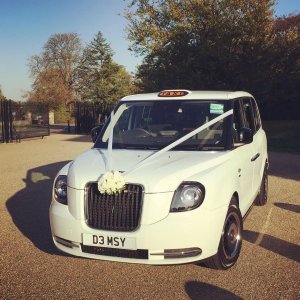 Traditional London Wedding Taxis