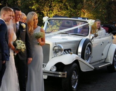 1066 Wedding Cars