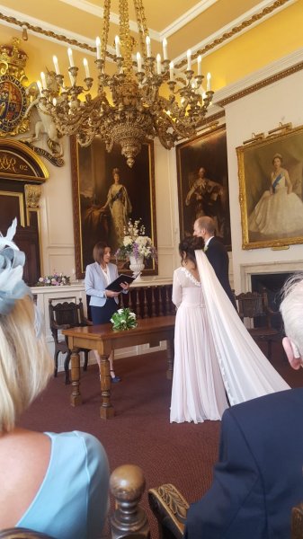 Lesley Cutler Bridal Wear Ltd