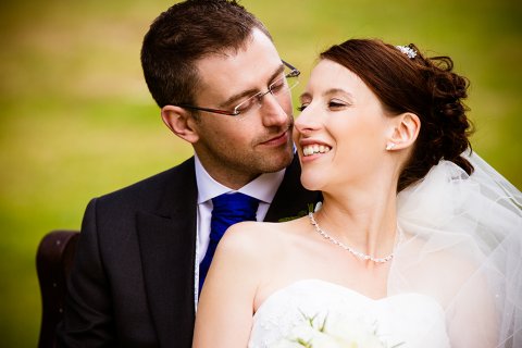 Herts wedding: tenderness - Lumiere Photography