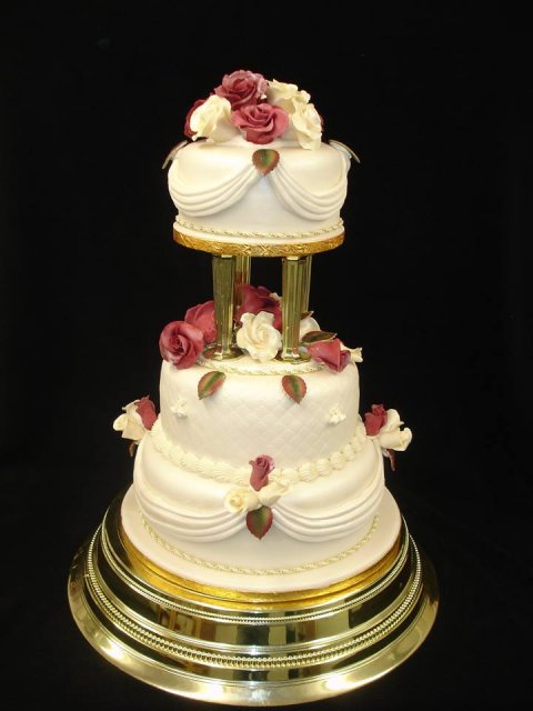 3 Tier wedding cake - Celtic Cakes Studio