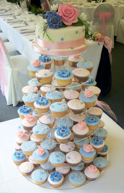 "Summer Pastilles" wedding cupcakes for fresh, summer style. - The Incredible Cake Company