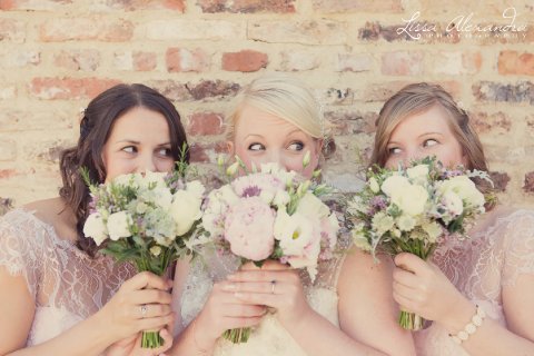 Gorgeous muted bouquets with a vintage feel. Photograph by www.lissaalexandraphotography.pixieset.com - Daisy Chain