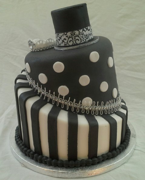 Top hats and tiaras - DB Cakedesign