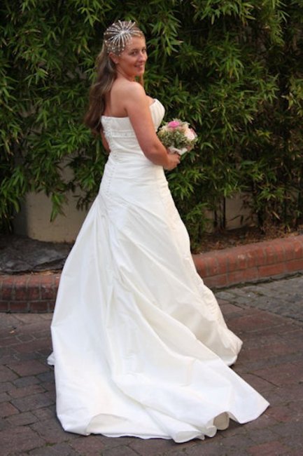 Wedding dress - BestPics4u Photography