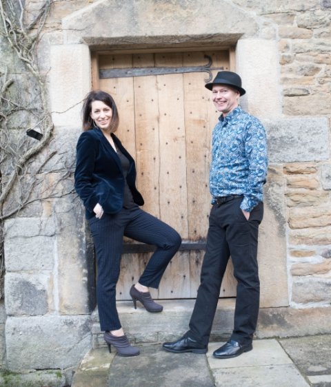 LeLounge Outside - LeLounge! Acoustic Duo