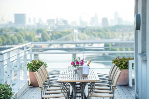 Penthouse Floor Balcony - The Chelsea Harbour Hotel
