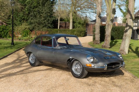 Jaguar E Type - Cambridge Wedding Cars
