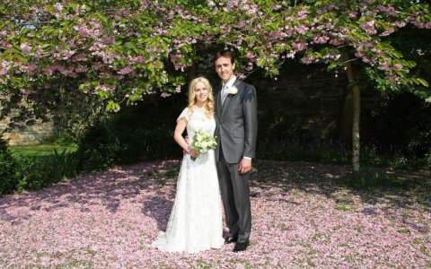 Bride and Groom in the Cotswolds Blosson - The Bay Tree Hotel