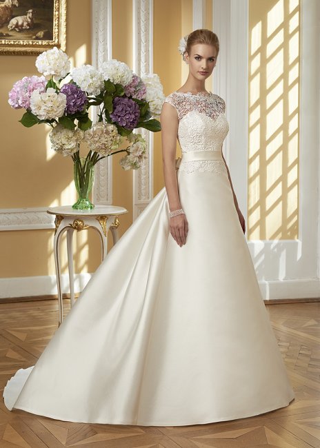 Wedding Tiaras and Headpieces - Truly Gorgeous Designer and Bespoke Bridalwear-Image 11375