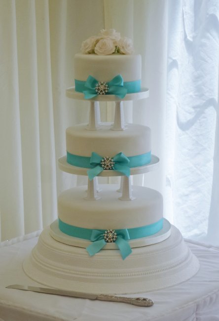 Wedding Cakes - Centrepiece Cake Designs-Image 3407