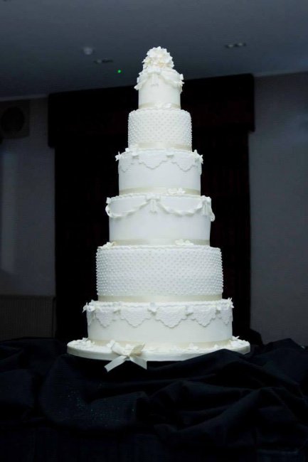 Wedding Cakes - Cakes by Lorna-Image 20319