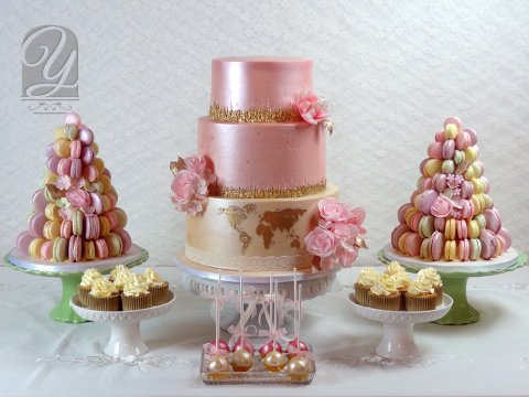 Unique Cakes, by Yevnig #Elegantwedding #ElegantCake #Weddingcake #Luxurywedding #Luxbride #Luxuryweddingcake #GoldLeafweddingcake #Desserttable - Unique Cakes by Yevnig