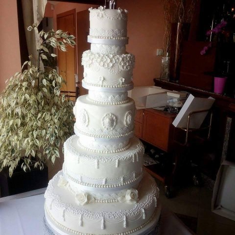 Wedding Confetti - Pasticceria Amalfi Cakes-Image 7645