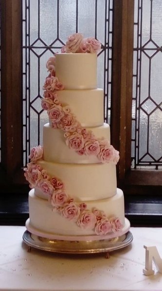 Rose Cascade - Little Cottage Cakes