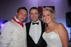 Wedding Musicians - Andy Wilsher Sings...-Image 5026