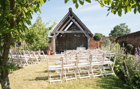 Outdoor Wedding Venues - Cressing Barns-Image 28607