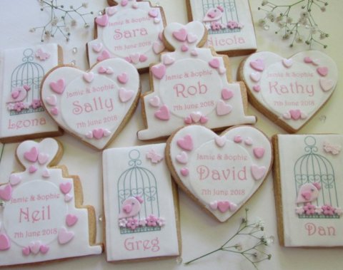 Our popular Edible Place Card - Quintessential Cookies & Cakes