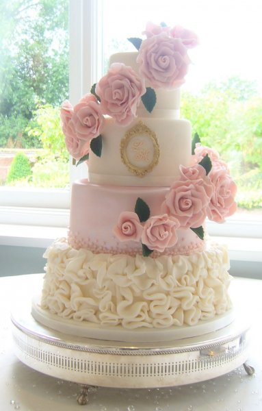 Louise - 10/8/6/4 inch - Wedding Cakes by Barbara
