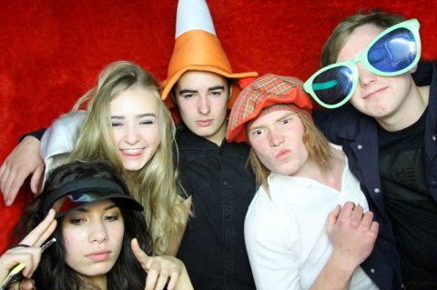 Hire a Wedding Photo Booth - PhotosBooths