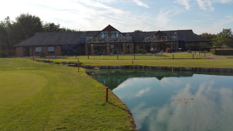 Outdoor Wedding Venues - Bletchingley Golf Club-Image 9496