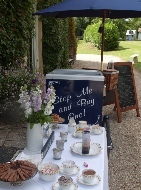 Wedding Catering and Venue Equipment Hire - Cafe Bon Bon Ice Cream & Pimm's Tricycles -Image 19253