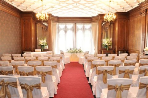 Wedding Ceremony and Reception Venues - Nutfield Priory Hotel & Spa-Image 10134