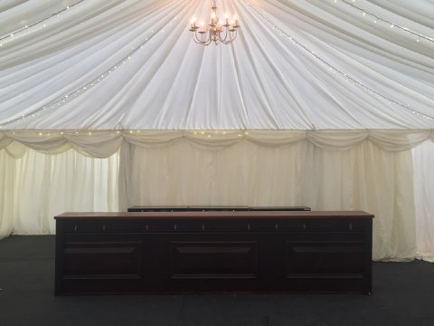 Mahogany 4.5m Bar - Brooks Bar Hire