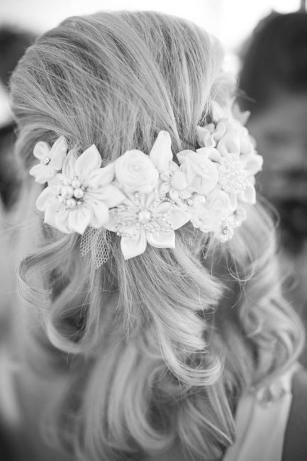 Ivory kanzashi back comb - Caroline's Combs 