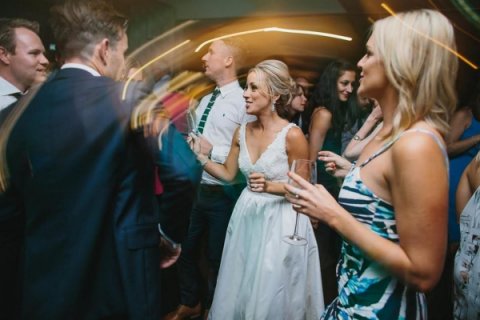 Happy bride - Goldensoundsdisco