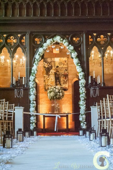 White flower arch - Laurel Weddings