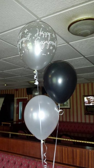 Balloon table decoration - Party Perfect