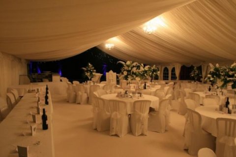 White themed wedding - Creslow Events