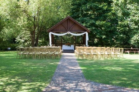 outdoor ceremony - Broyle Place