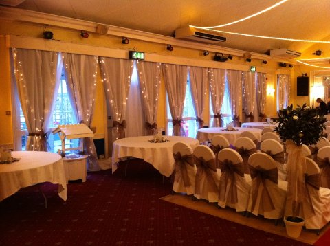 Wedding Ceremony and Reception Venues - The Broadway Hotel-Image 21417