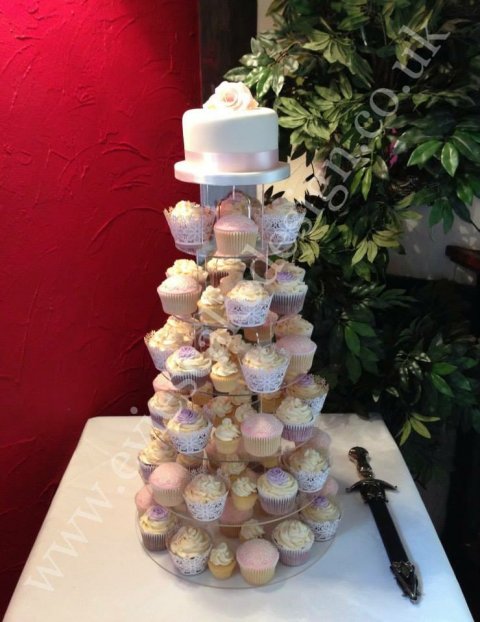 Wedding cupcake tower - Evie's Cake Design