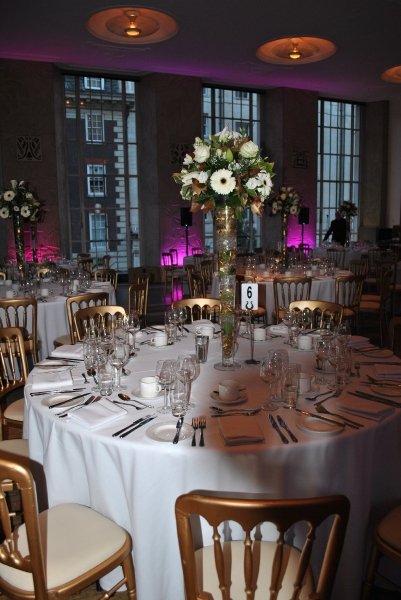 Wedding Table Decoration - isle of flowers-Image 38526
