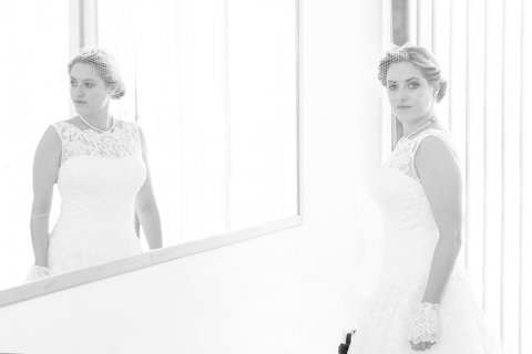 Pre-wedding shot of the bride, Glendorgal Hotel, Newquay - Thomas Foreman Photography 