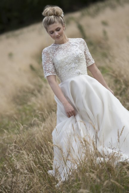 Wedding Dresses and Bridal Gowns - Lyn Ashworth Couture -Image 6596