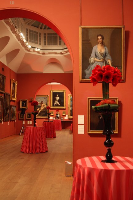 Drinks and canapes in the Soane Gallery - Dulwich Picture Gallery