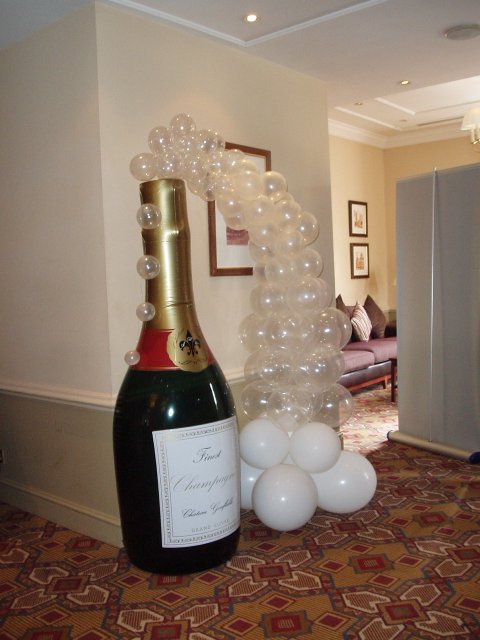 6ft Champagne bottle - Inflate 2 Create