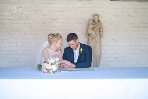 The Cloister Garden - Lillibrooke Manor & Barns